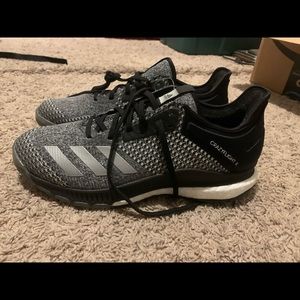 Volleyball shoes